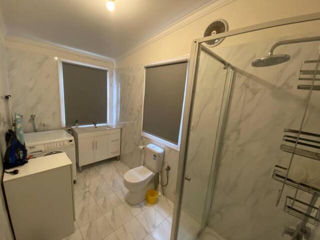 Spacious Cozy Bedroom And Private Bathroom Oakleigh Exterior foto